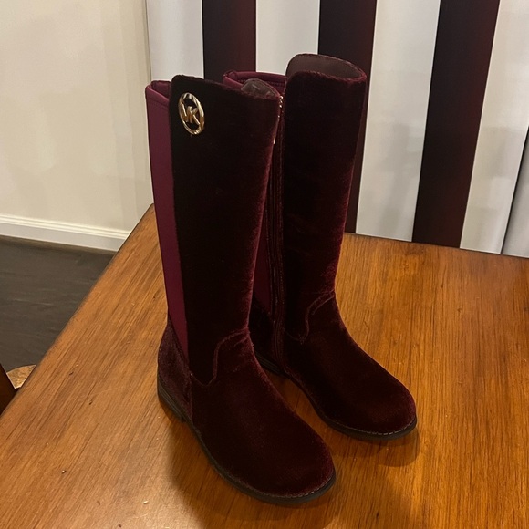 Michael Kors Emma Lily velour boots grade school new Plum Youth Girls Size 13 - Picture 2 of 15